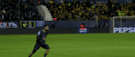 人口5.3万！欧冠：博德闪耀3-1曼城 20岁中卫连续犯错 罗德里染红