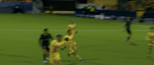 人口5.3万！欧冠：博德闪耀3-1曼城 20岁中卫连续犯错 罗德里染红