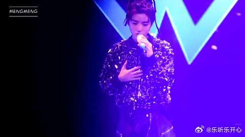 王俊凯现场演唱五月天经典《倔强》不愧是华语音乐未来的希望