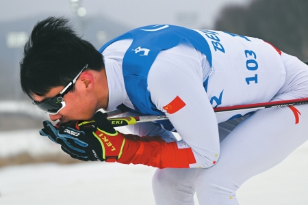 00后川籍选手余爽 冬残奥会上摘铜牌休闲区蓝鸢梦想 - Www.slyday.coM 00后川籍选手余爽 冬残奥会上摘铜牌休闲区蓝鸢梦想 - Www.slyday.coM