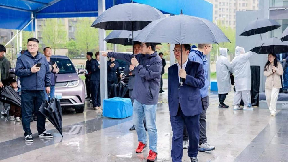 不玩噱头，主打接地气，比亚迪的成功离不开王传福的务实、亲民