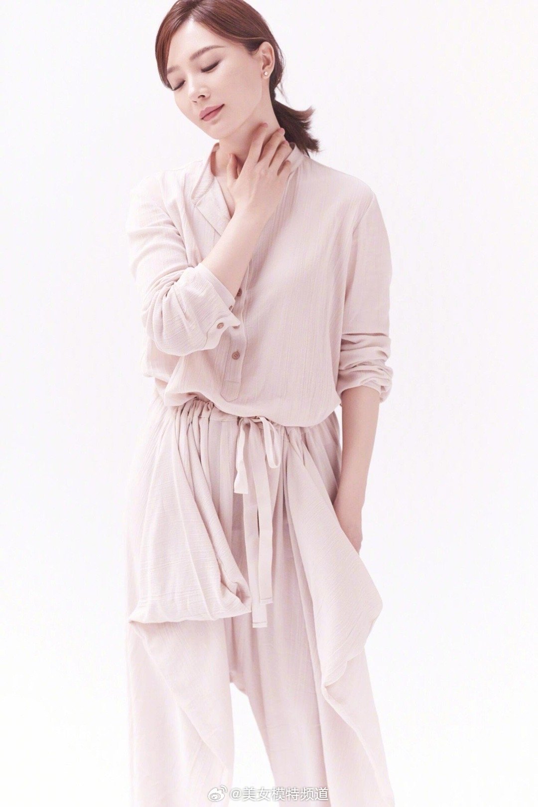 陈数总是如此温文尔雅