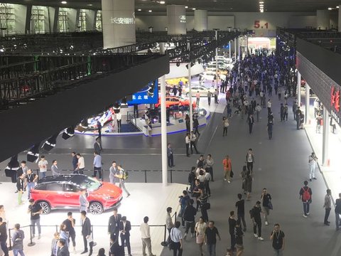 22-90万全覆盖 12款豪华品牌车型后排空间测试