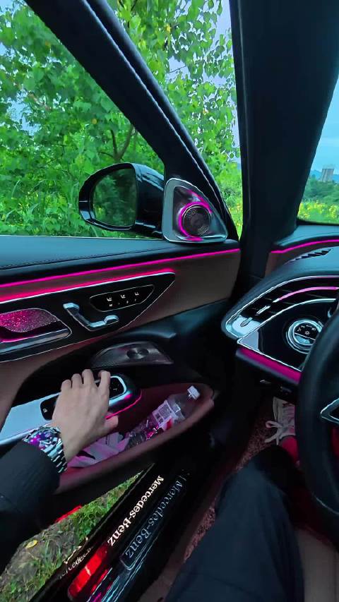 奔驰E300车主称普通家庭难开上该车