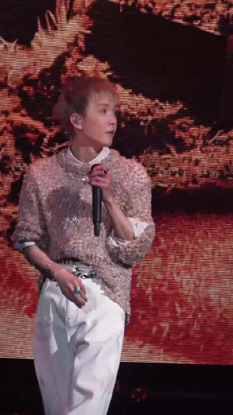 “听100的人要永远幸福”