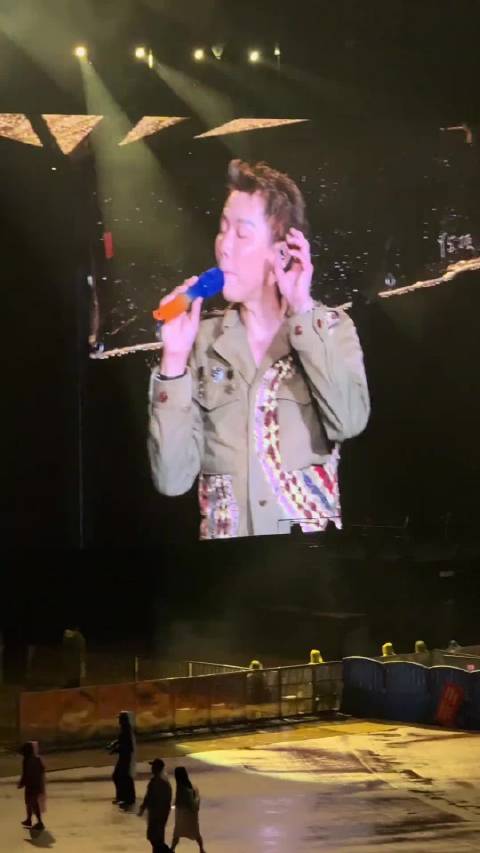 短短一生 爱上什么都不为过 放弃什么也不算错