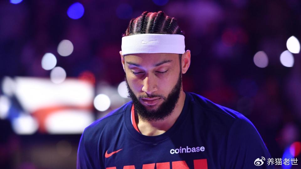 回归NBA？曝西蒙斯为国王试训表现出色 队记嘲讽：他每到休赛期都很棒