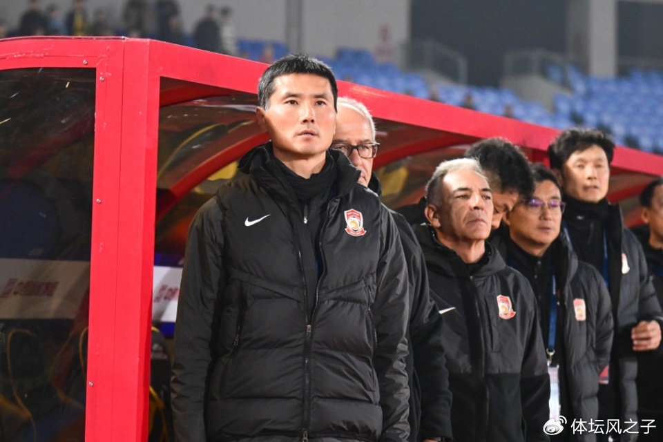 当邵佳一启动德式改革，武磊等老将将如何面对国家队生涯的转折点？