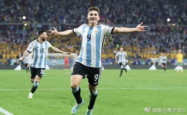 2-1！阿根廷晋级8强将战荷兰，梅西创6项纪录，澳洲可以昂首离开