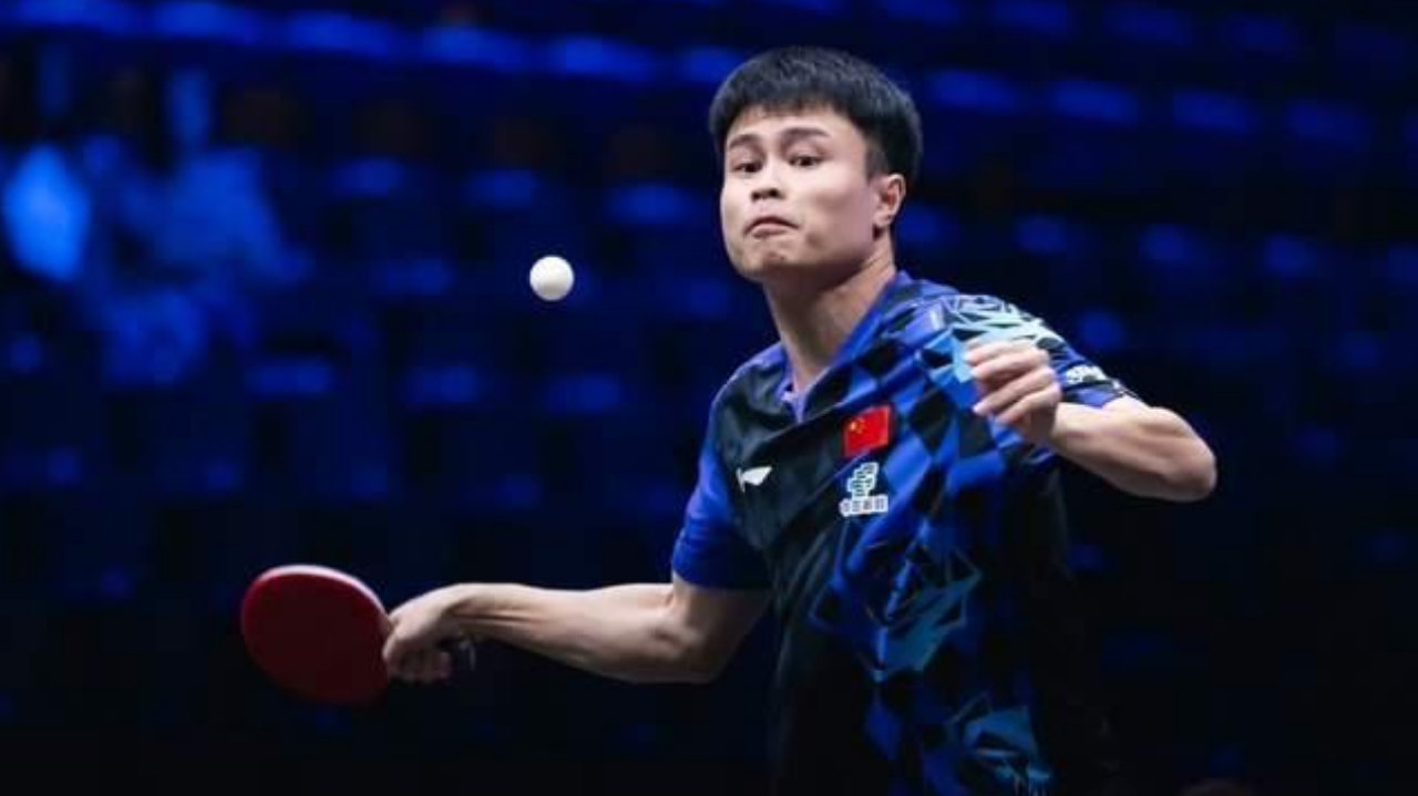 3-1！国乒男单再破魔咒：周启豪连扳三局逆转，闯进WTT球星赛8强