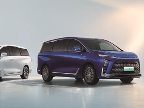 别克GL8家族11月终端销量与订单量双双破万，创今年月销新高