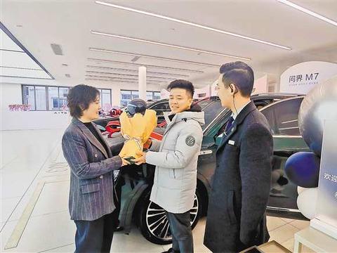 汽车经销商成了“粉丝运营官”