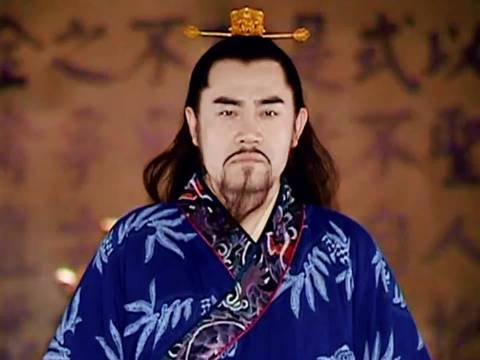 它不止是一部历史剧，更是一部关于权力、良知与人性的哲学史诗