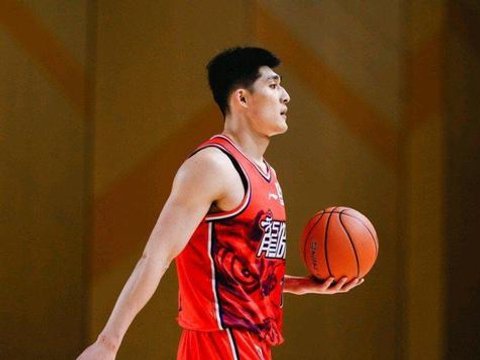 CBA最新消息，王少杰被传加盟江苏男篮，李祥波即将加盟贵州猛龙