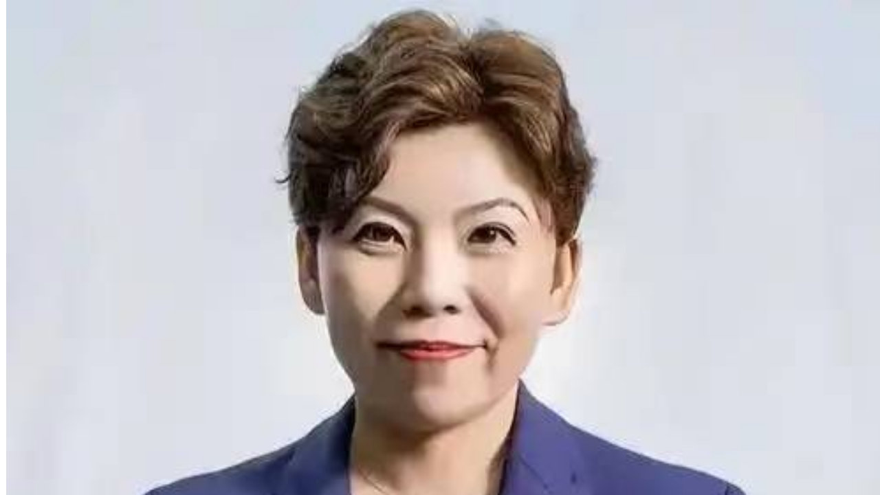 涉贪腐败、败光20亿、移民改国籍，邓亚萍身上谣言一个比一个离谱！