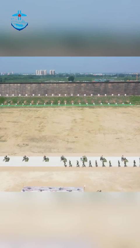 枪声响起，让子弹飞一会儿