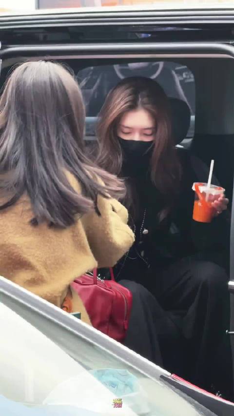 再一次 英俊无需多言