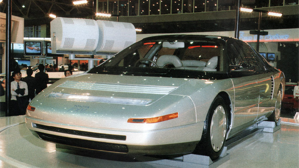 展现中大型四座轿车未来趋势的代表-丰田FXV概念车