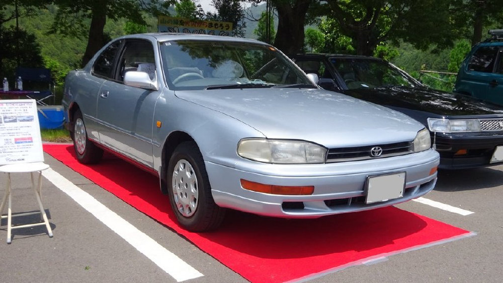 优雅的短暂时光：丰田凯美瑞Coupe XV10回顾