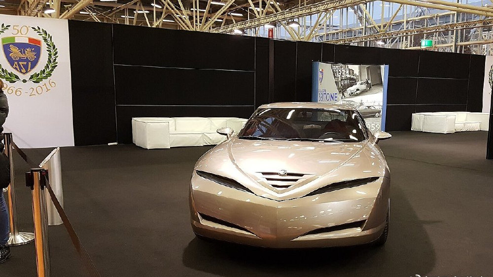 阿尔法·罗密欧Bella：停留在1999年的优雅梦想