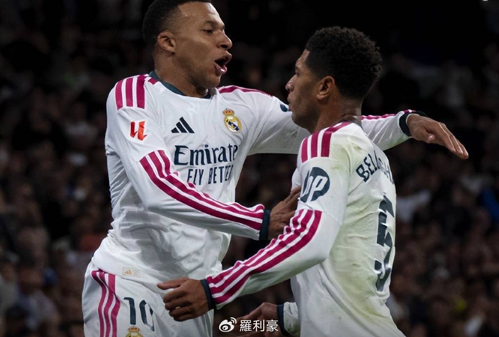 皇马4-1胜塞维利亚却现隐患,穆里尼奥战术引热议 皇马4-1胜塞维利亚却现隐患,穆里尼奥战术引热议