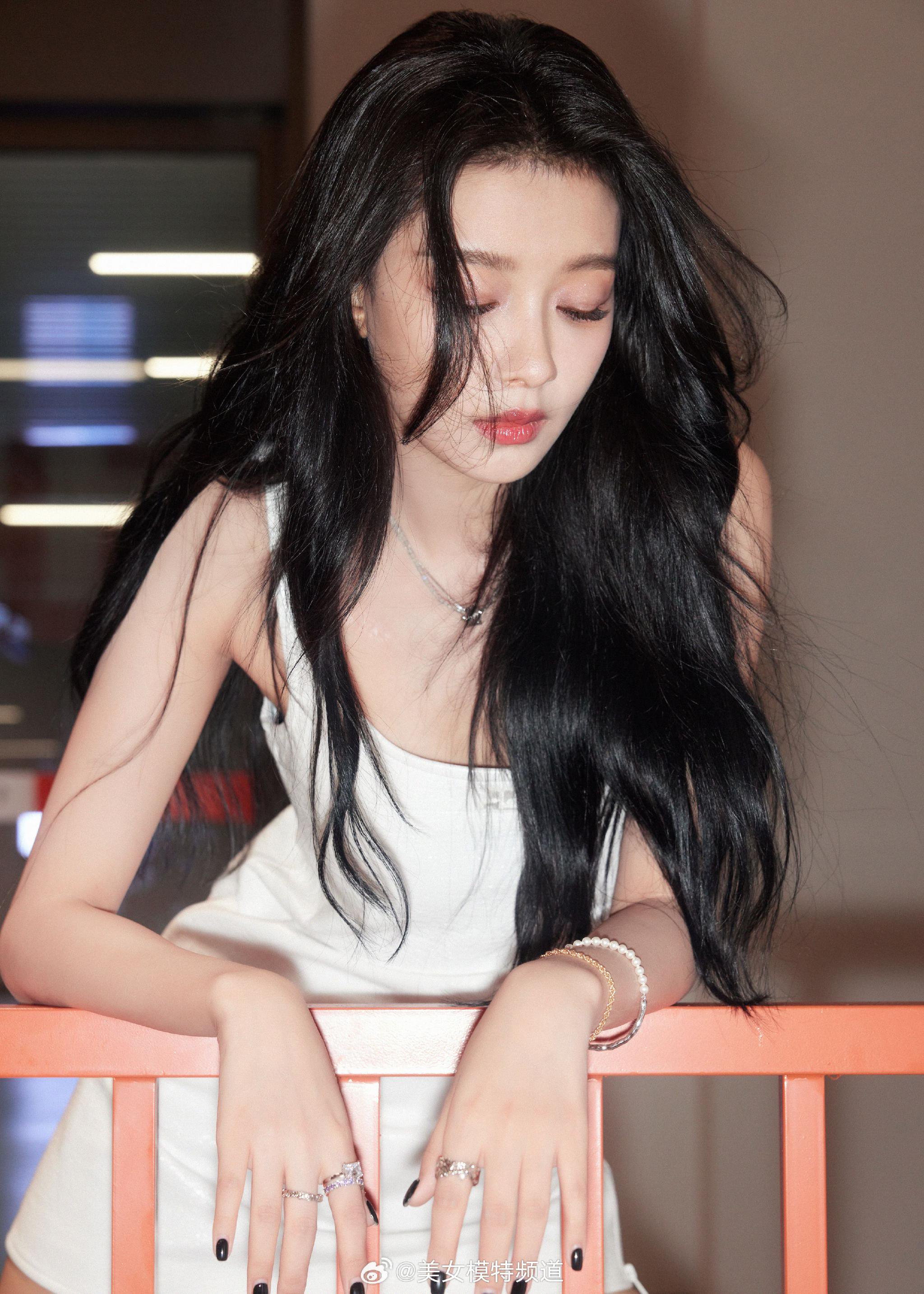 孙怡全新造型美拍