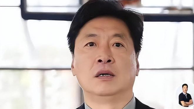 李春江正式回归广东！现身宏远训练馆，杜锋做好准备随时下课？