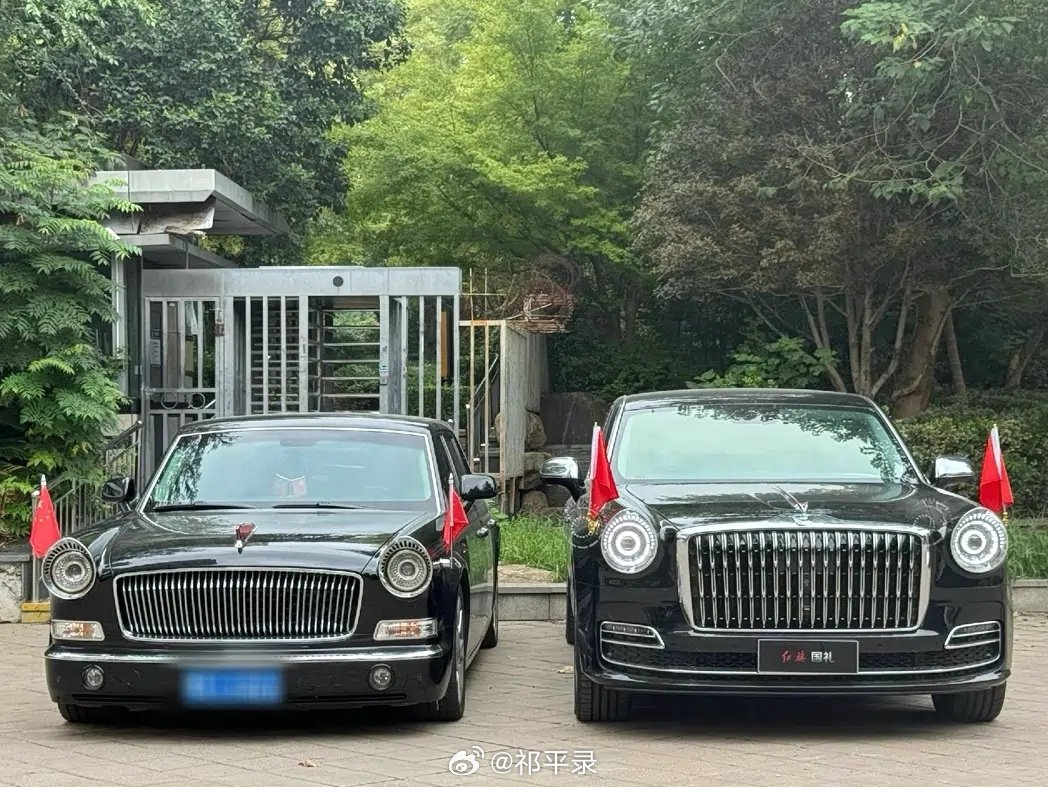 红旗金葵花国礼搭载4.0T V8发动机，选配车钥匙60万