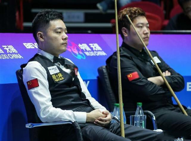 丁俊晖接班人强势冲冠,狂轰66975976,颜丙涛4-4希金斯 丁俊晖接班人强势冲冠,狂轰66975976,颜丙涛4-4希金斯