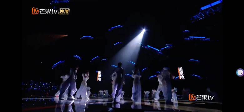 郭富城压轴亮相声生不息金曲盛典献唱经典