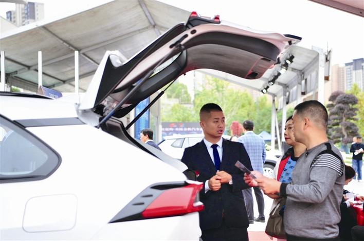 “汽车下乡”撬动增量市场