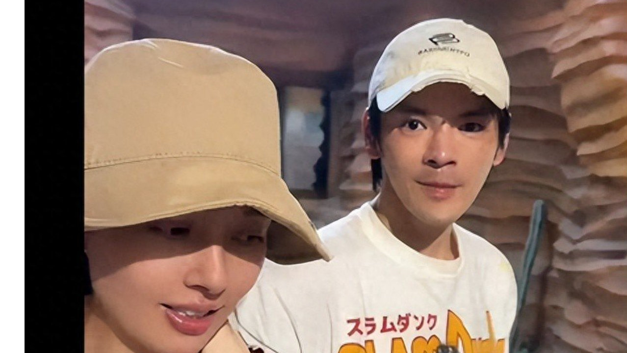 郭碧婷一家首都游玩 ，女儿跟向佐亲密无间，一家超幸福！