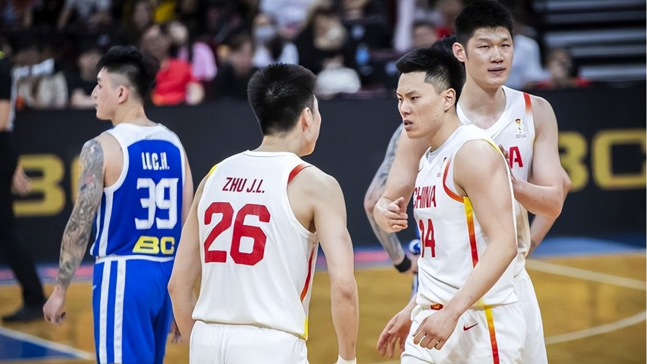 破案了！中国男篮依靠谁逆转了台北队？杨鸣发视频道出三人名字