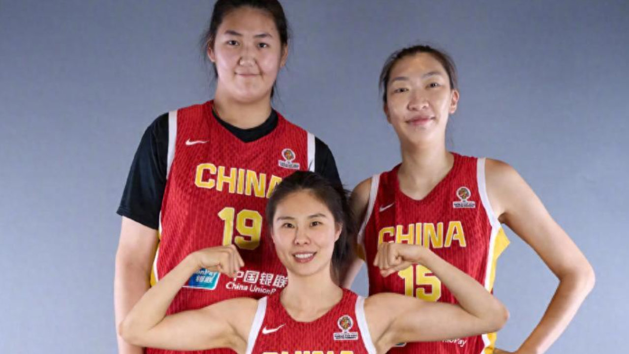 中国女篮19人集训名单出炉！李月汝韩旭领衔，张茹落选，邓雨婷入围