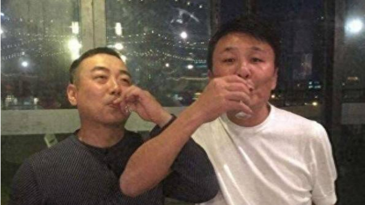 刘国梁辞职乒协主席后，威海注册17家公司被曝光，关联王楠郭斌夫妇