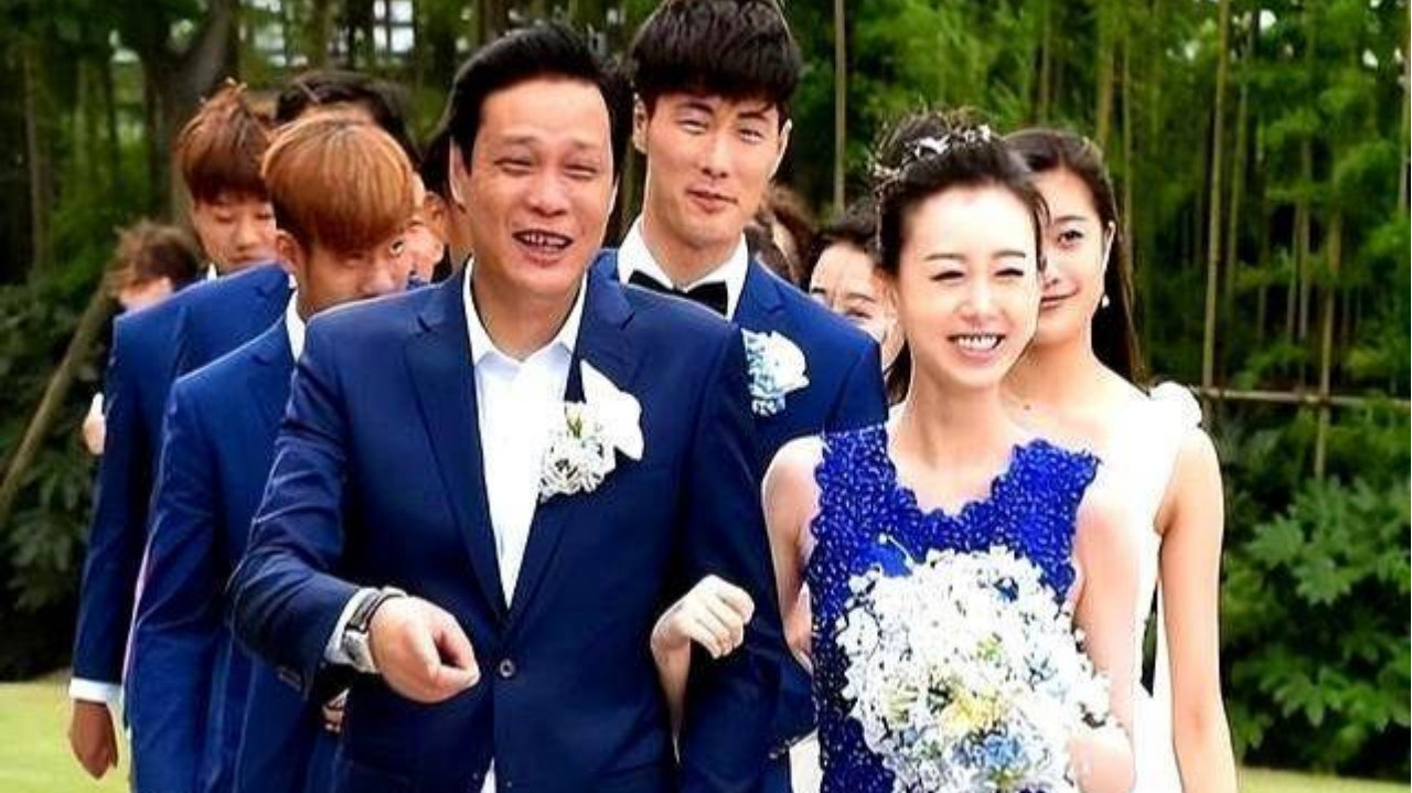 足球巨星范志毅：一婚娶空姐，二婚娶模特，三婚娶小17岁女演员