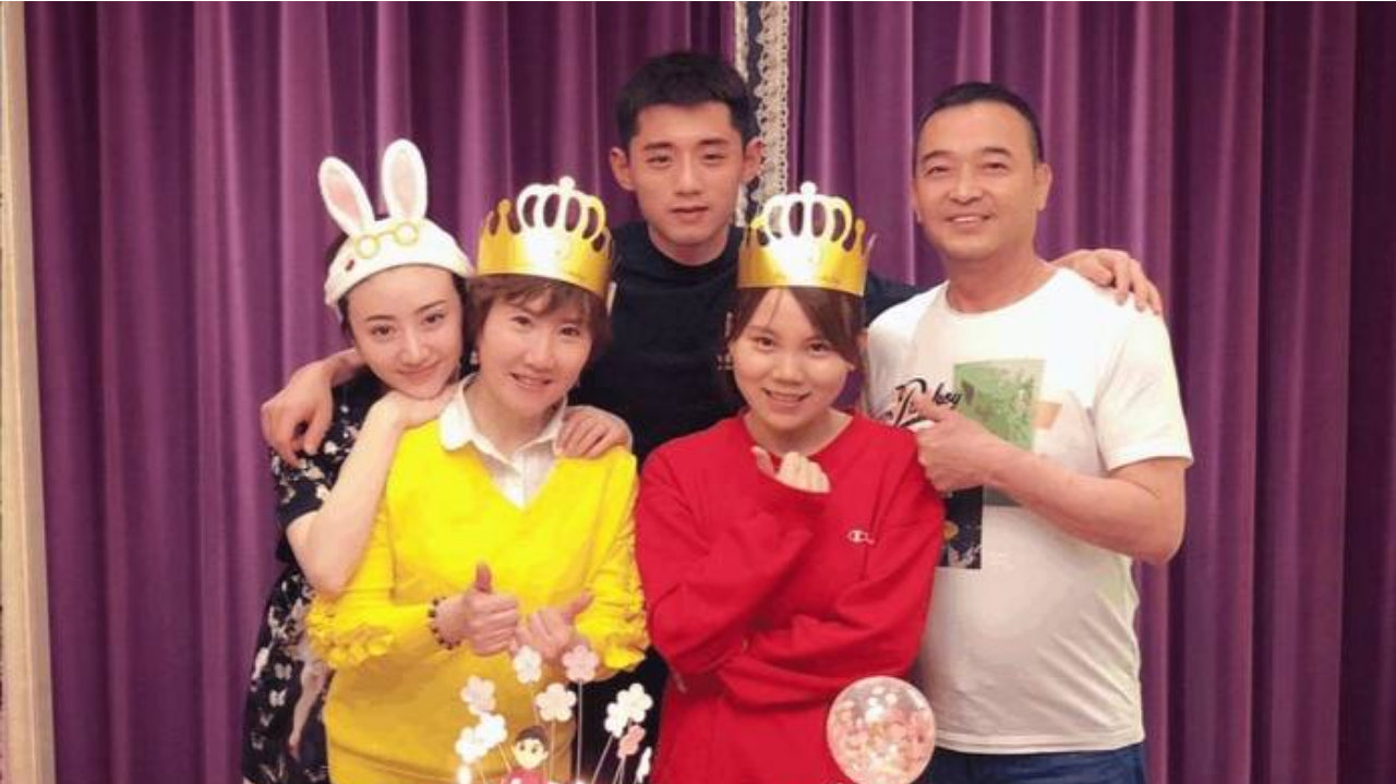 张继科曾高调示爱金晨，从刘诗雯到景甜再到金晨，他究竟爱谁？