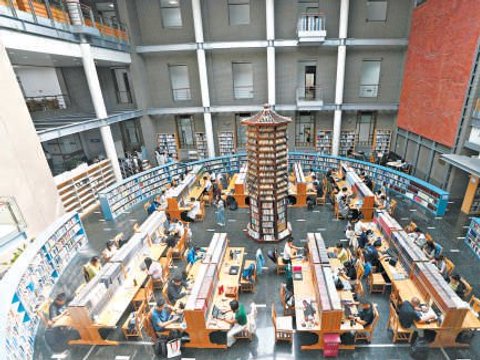 北大图书馆藏书量居全国高校之首