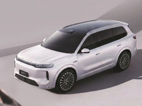 以“AI原生”理念冲击家用新能源赛道