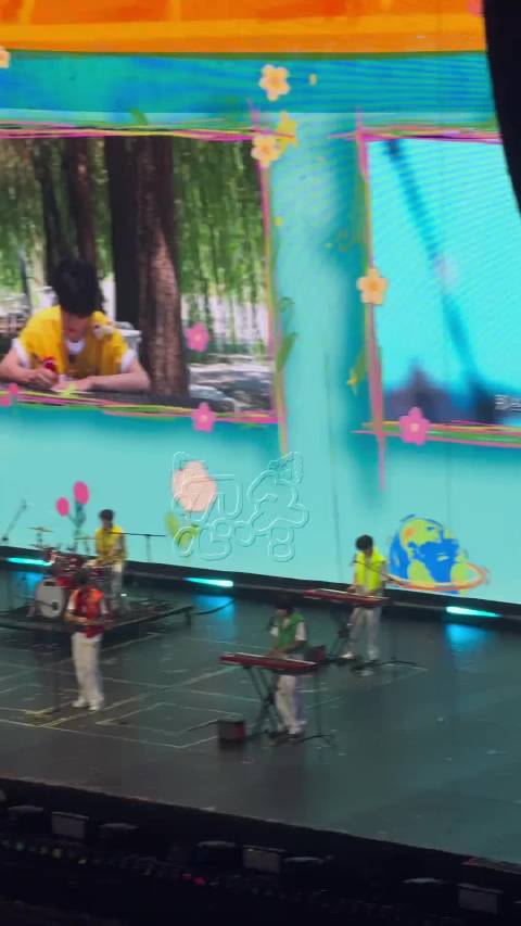小哼出现！演唱会现场 公演 tf四代 陈奕恒门面担当