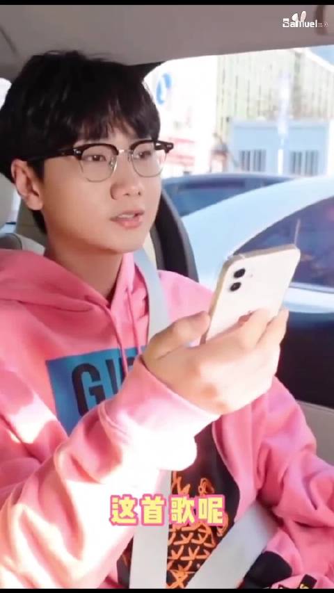 “如果当初忍住只做朋友就好了”