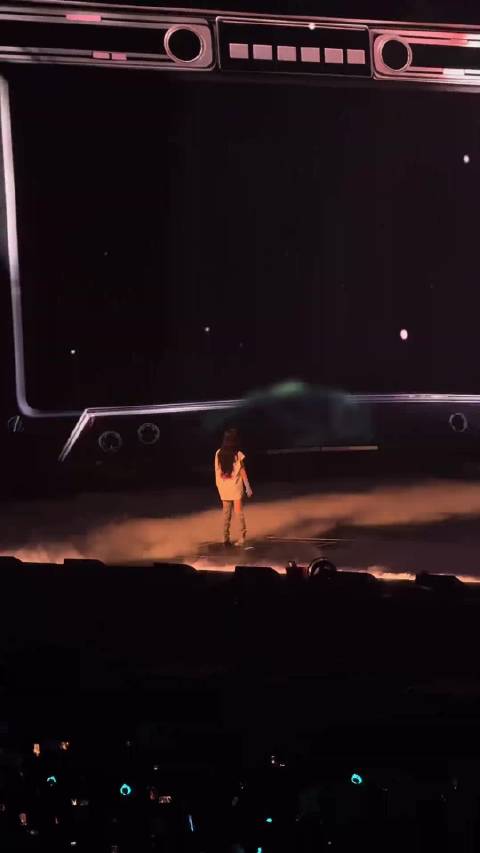 上天入地再也找不到比你更爱小兰花的人了