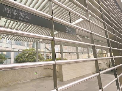 固戍站街现状调查：流动摊贩为何难觅踪影的深度探析