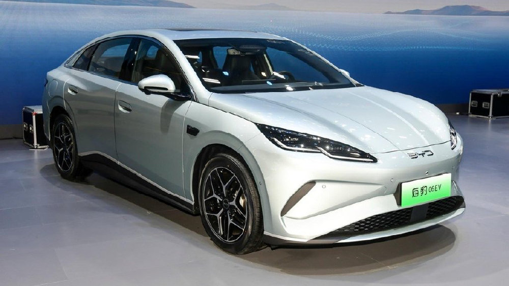 小众车解读，比亚迪海豹06 EV开起来如何，哪个版本值得买？