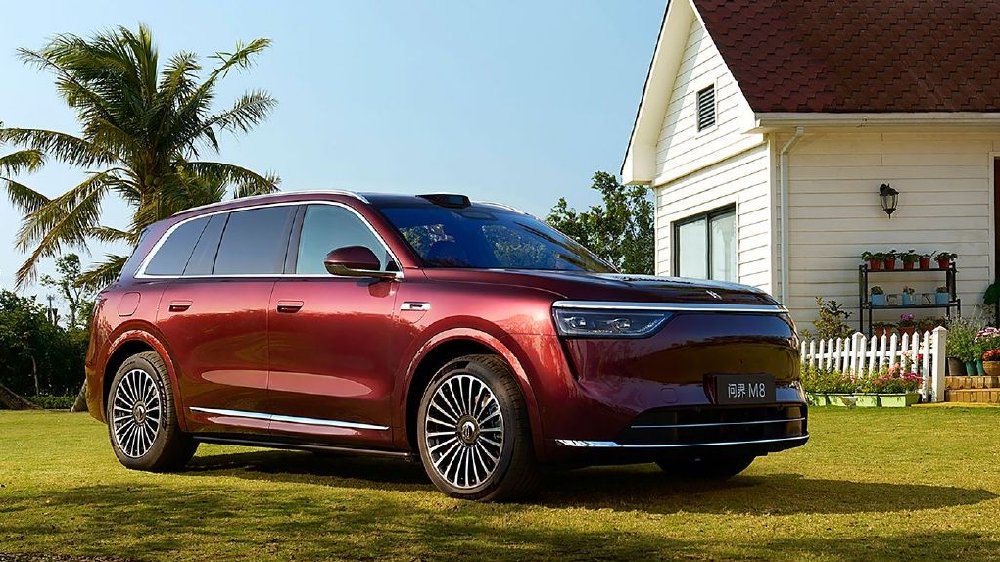 还真赔了！比亚迪智能泊车“第一赔”出现，但没想到是这款车