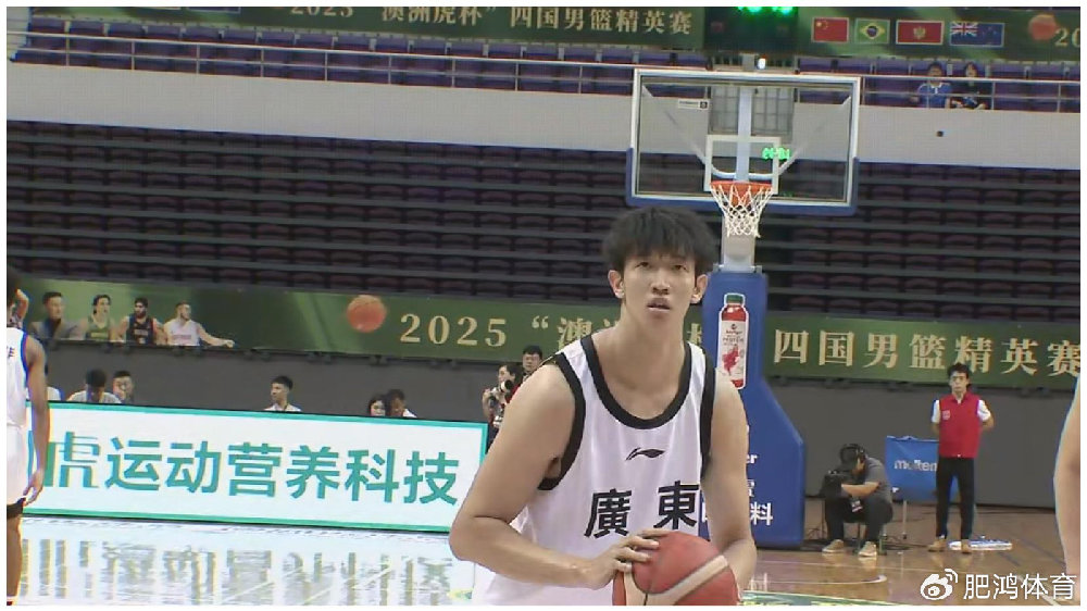 终于来了！广东锋线“王炸”打出身价，这可是杜锋的争冠底牌！