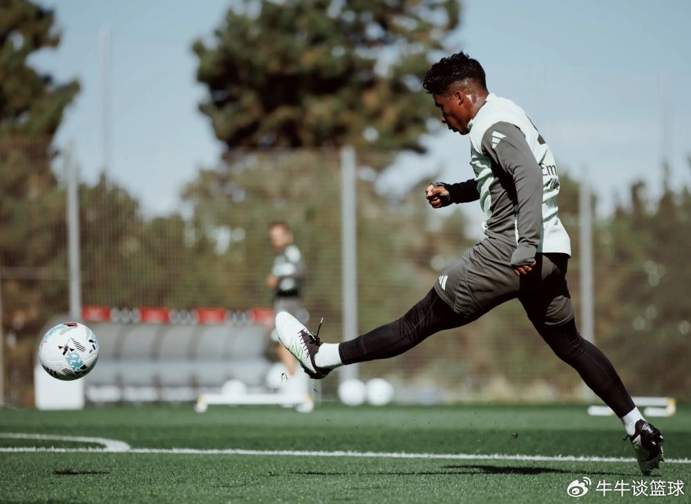 钱多活少！皇马小将5个月不出场仍拒多队邀请 担心离队会影响生涯规划