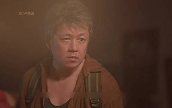 商户抗拒拆迁引发冲突，意外挖出藏匿多年人手骨