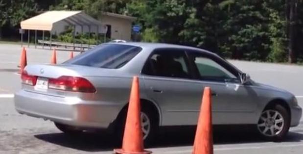 那四类人不建议开车？最好的话就是别考驾照了！