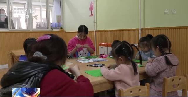 河南一幼儿园教“拼音”“数学”遭举报,官方通报,家长却表示很焦虑……休闲区蓝鸢梦想 - Www.slyday.coM 河南一幼儿园教“拼音”“数学”遭举报,官方通报,家长却表示很焦虑……休闲区蓝鸢梦想 - Www.slyday.coM